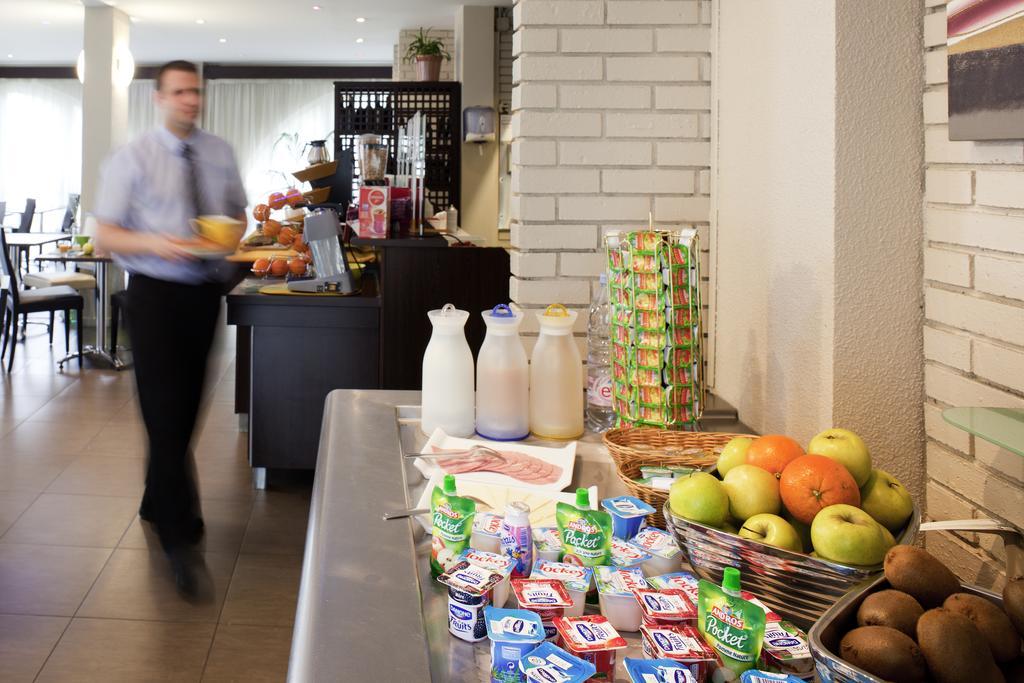 Ibis Styles Centre 3*